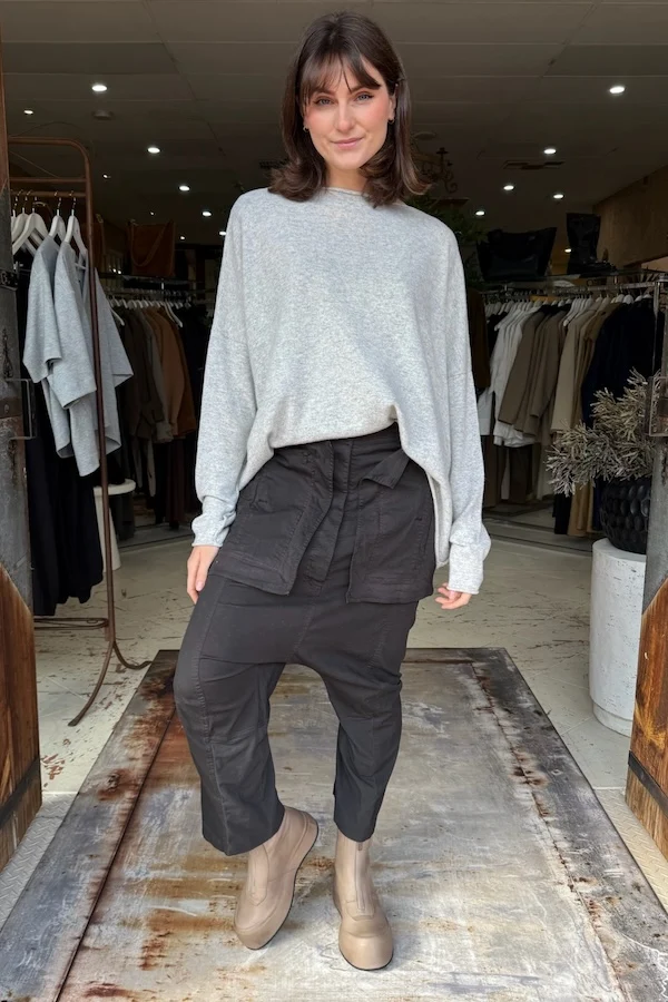 ARENA KNITTED TOP - CLOUDY GRAY