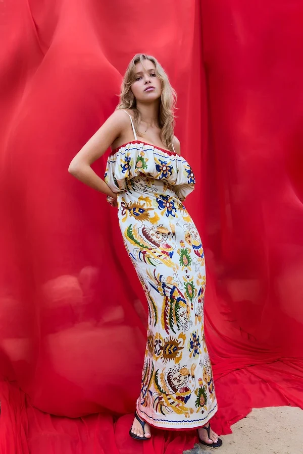 DANCER FRILL NECKLINE GOWN - Image 6