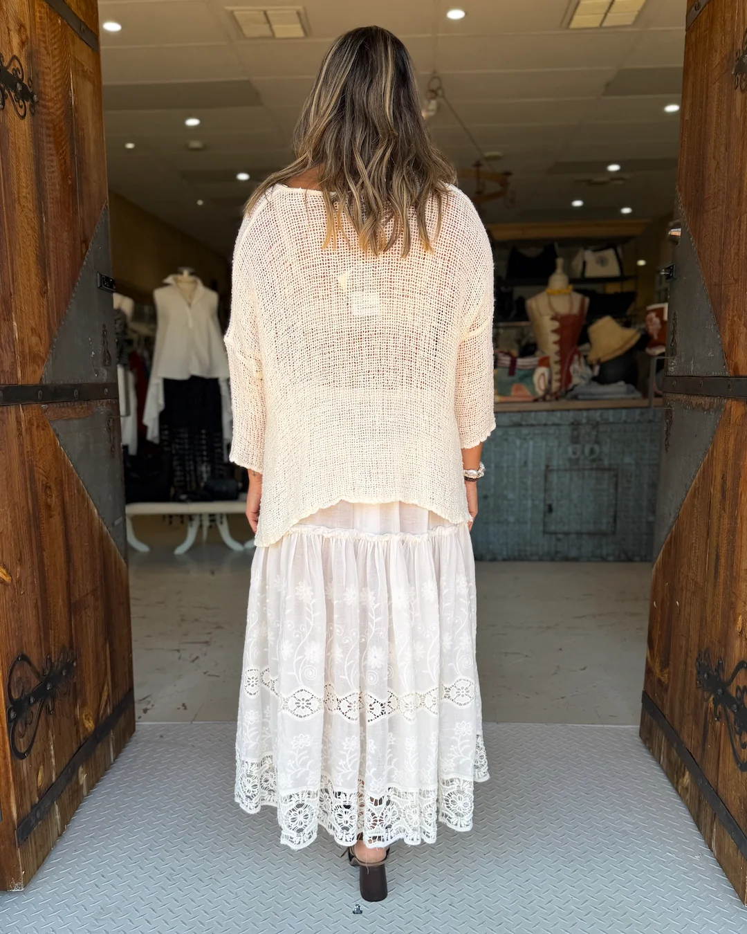 LOVELY SKIRT - Image 2