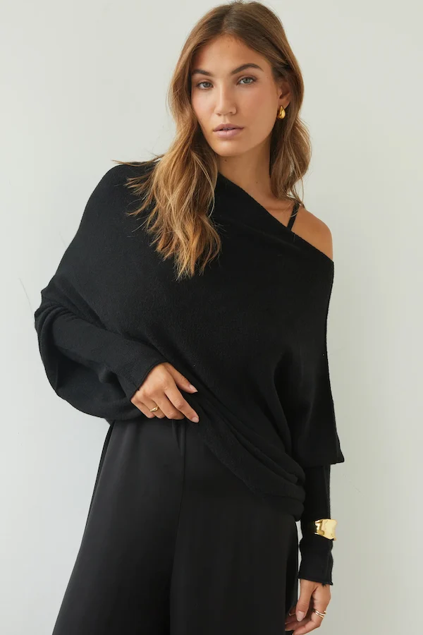 NATALIE SWEATER - BLACK - Image 2
