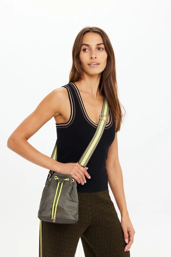 OXFORD BUCKET BAG - Image 2