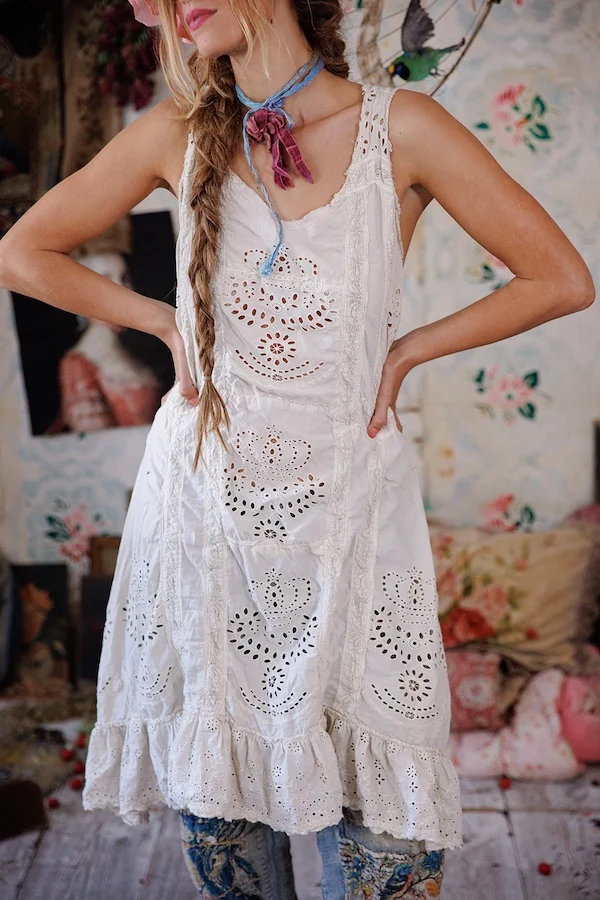 ROYALTY EYELET LAYLA SLIP - SLIP 187 - Image 2