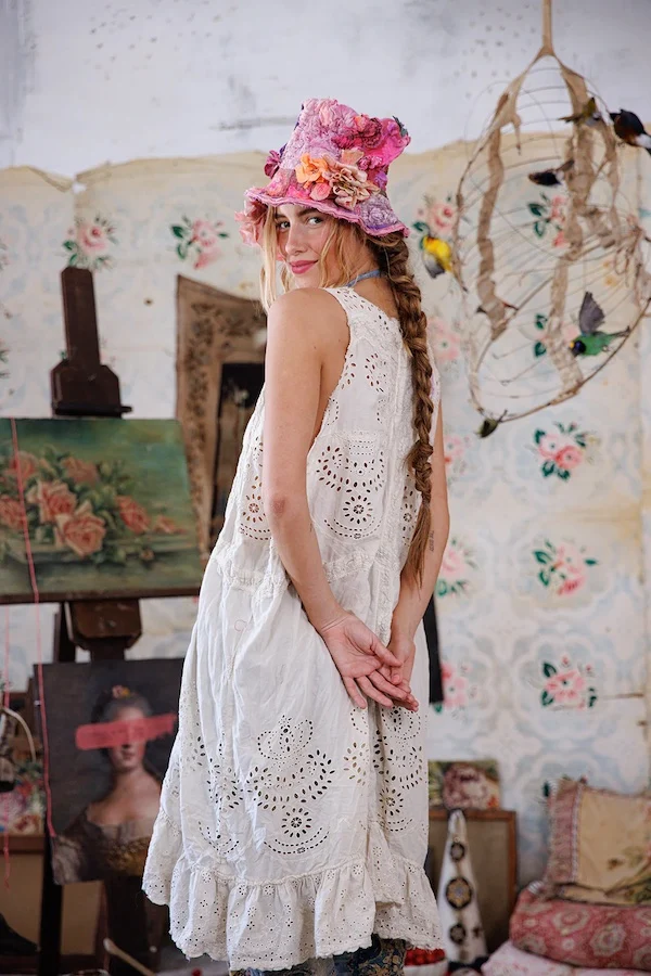 ROYALTY EYELET LAYLA SLIP - SLIP 187 - Image 4