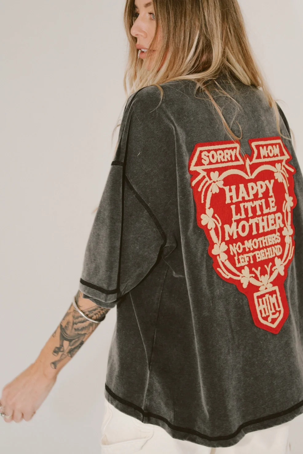 SORRY MUM TEE - BLACK