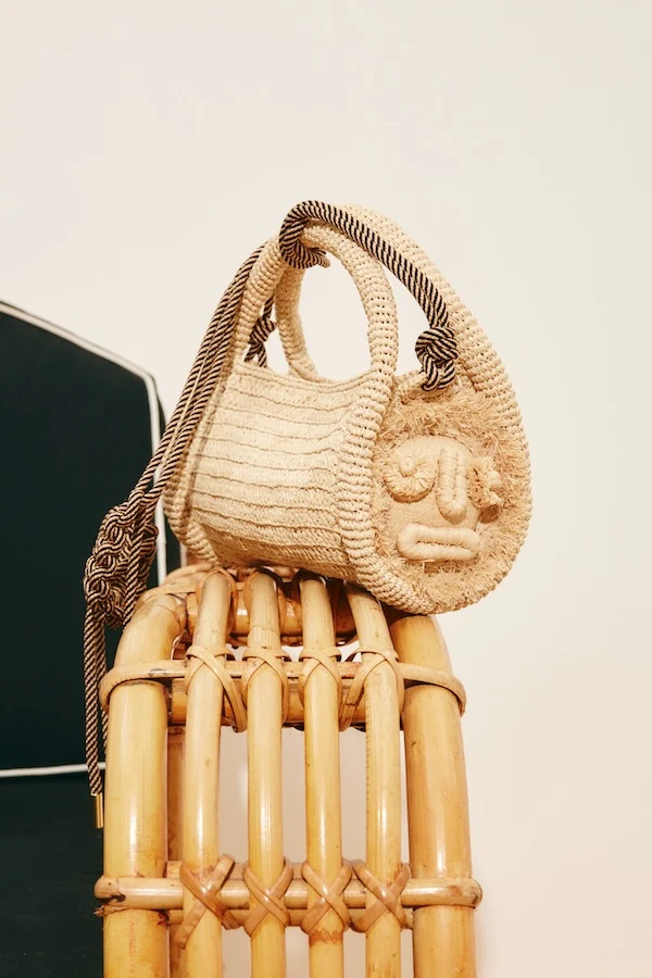 SUNLIT RAFFIA MINI BARREL BAG - Image 2